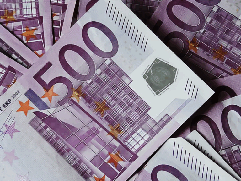 δήμαρχος-ξέχασε-σακ-βουαγιάζ-με-40-000-ευρώ-1499736