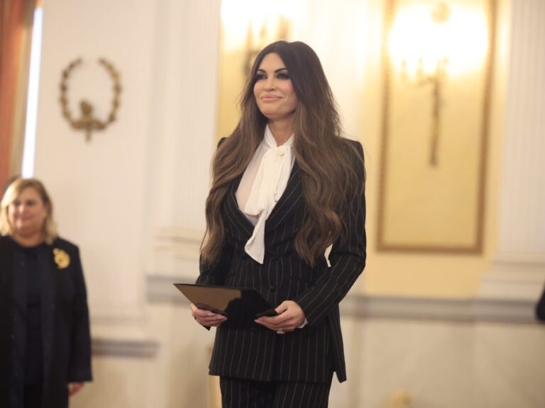 γκίλφοιλ-ανυπομονώ-να-συνεργαστώ-με-1508465