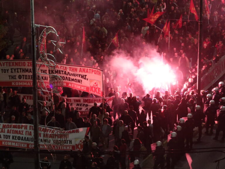 πολυτεχνείο-ολοκληρώθηκε-η-ειρηνικά-1513020