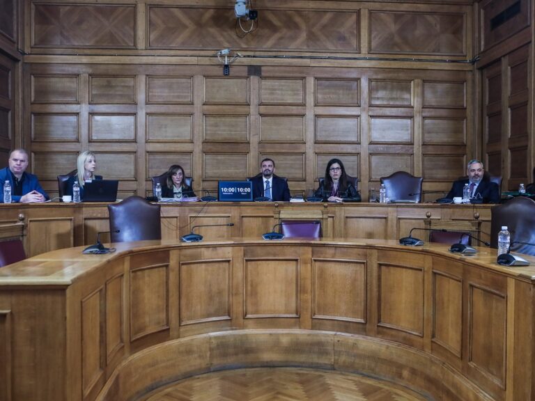 οπεκεπε-δεν-πάει-ο-φραπές-στην-εξετ-1513927