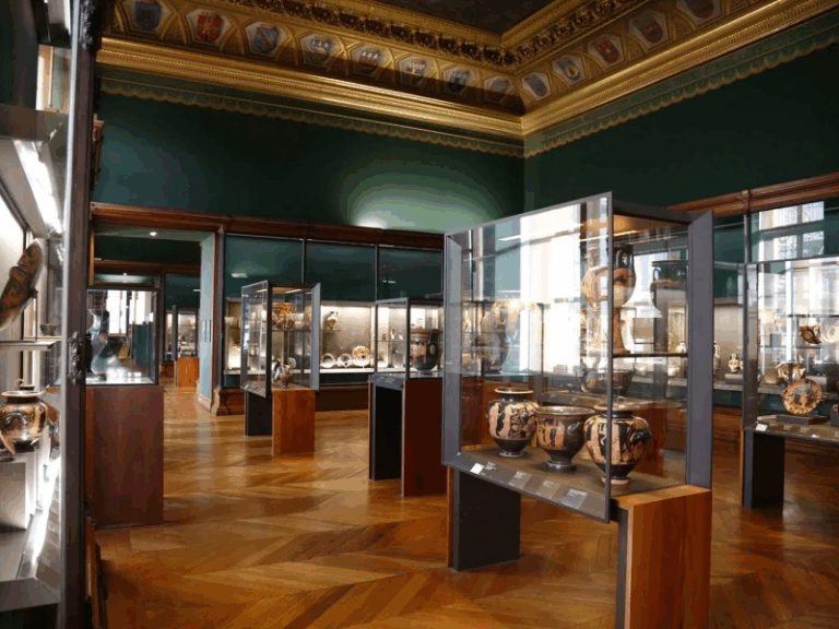 μουσείο-λούβρου-γιατί-κλείνει-προληπ-1512978