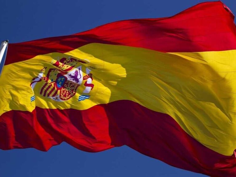 ισπανία-πολύ-βαριά-ήττα-για-τους-σοσια-1509290