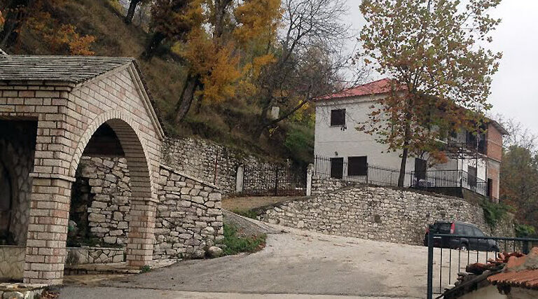 καταγγελία-δήμος-καθυστερεί-επί-τριε-1511042