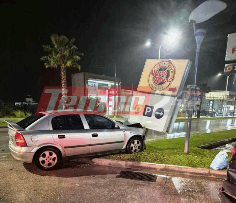 πάτρα-αυτοκίνητο-έπεσε-σε-πινακίδα-1527439