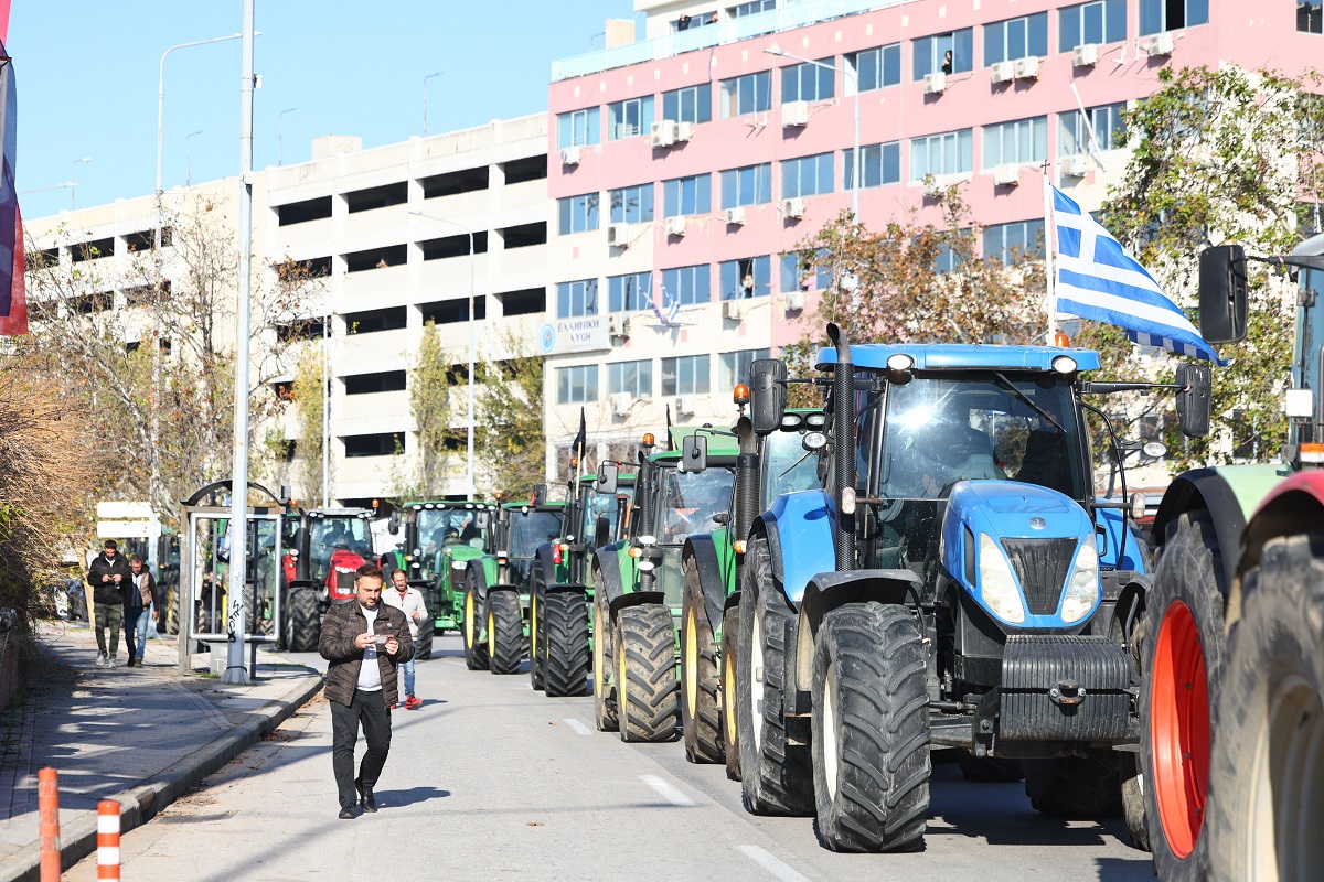 Συλλαλητήριο αγροτών και κτηνοτρόφων στο λιμάνι της Θεσσαλονίκης, Παρασκευή 12 Δεκεμβρίου 2025. (ΡΑΦΑΗΛ ΓΕΩΡΓΙΑΔΗΣ/EUROKINISSI)