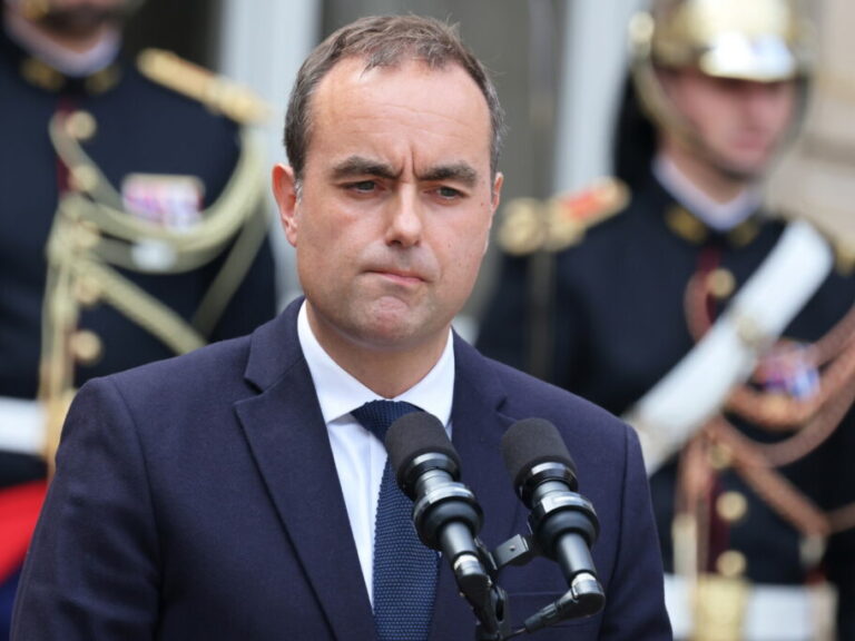 εγκρίθηκε-ο-προϋπολογισμός-της-γαλλί-1523633