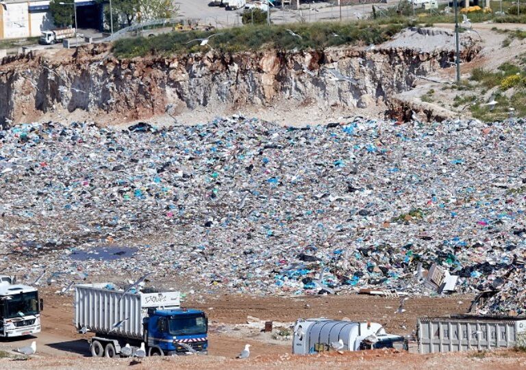 περιφέρεια-αττικής-χριστουγενιάτικ-1526763