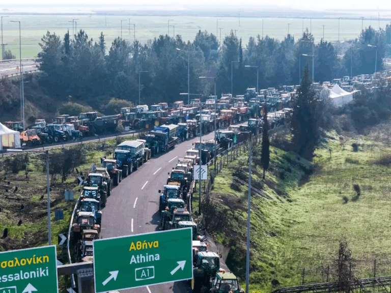 καταγγελία-αστυνόμοι-έκοψαν-το-δρόμο-1526845