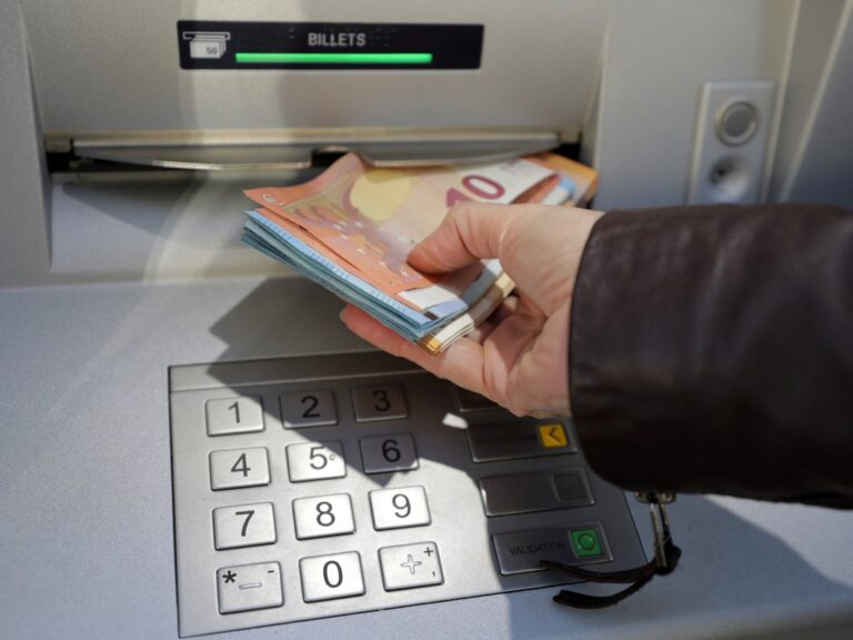 εφκα-δυπα-ξεκίνησαν-οι-πληρωμές-επιδο-1523270