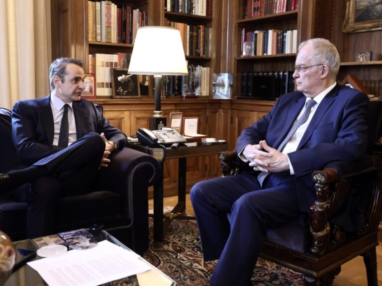 μητσοτάκης-σύντομα-θα-αποκλιμακωθεί-1524324