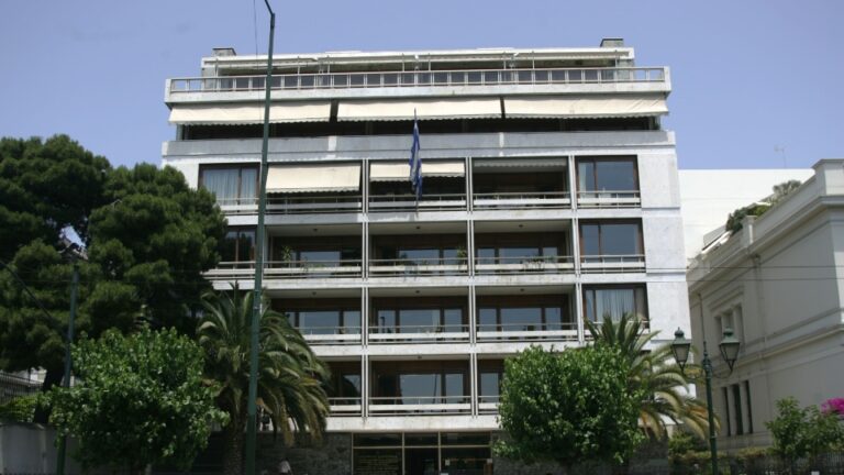 νέος-κώδικας-εκλογικός-νόμος-και-ταξι-1528598