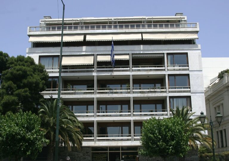 νέος-κώδικας-εκλογικός-νόμος-και-ταξι-1528598