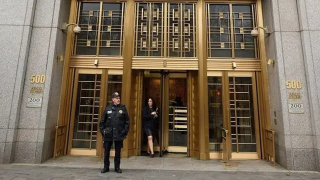 δίκη-μαδούρο-διεκόπη-μετά-από-30-λεπτά-1530738