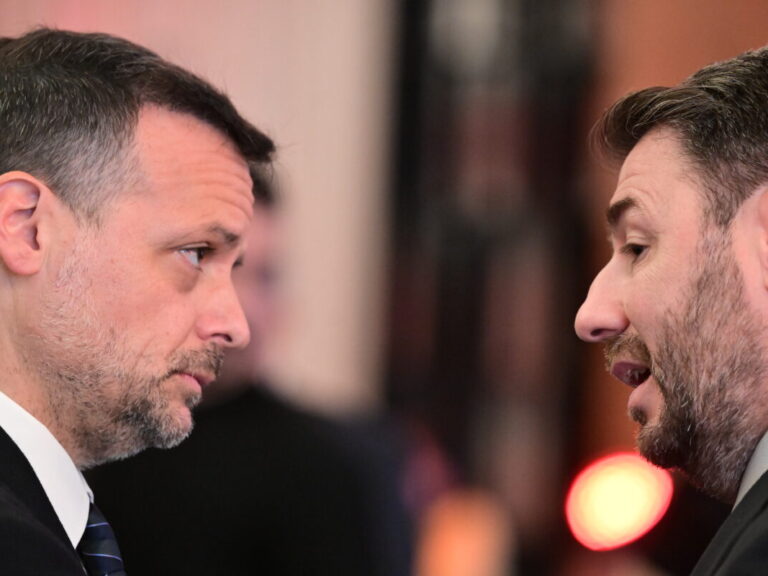 επίθεση-δούκα-σε-ανδρουλάκη-η-στρατηγ-1536255