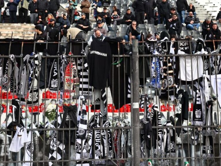 με-πομπή-στην-τούμπα-οι-σοροί-των-αετό-1540152