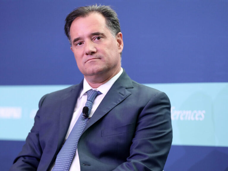 άδωνις-εδε-για-την-άφαντη-παιδίατρο-1549271