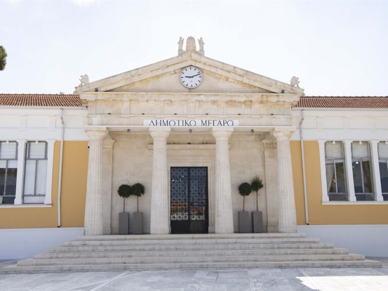 κύπρος-σε-αργία-δύο-δήμαρχοι-που-ερευν-1542739