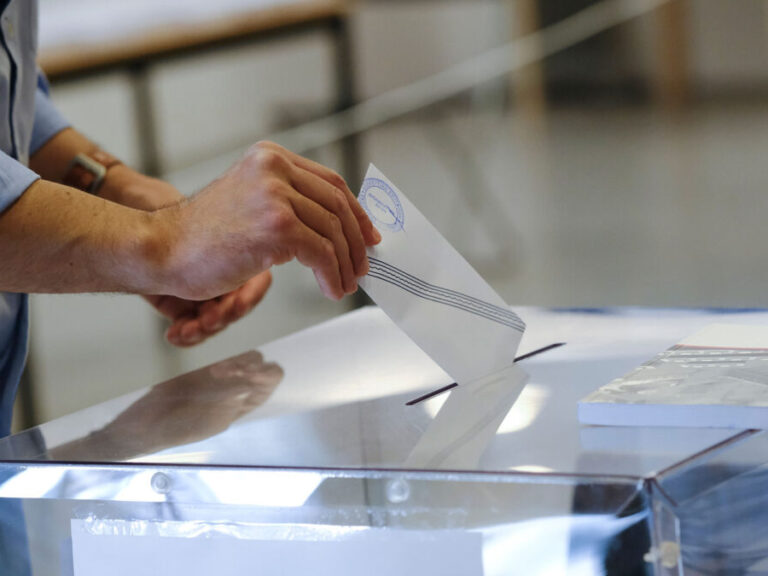 δημήτρης-μαύρος-αυτός-είναι-ο-δεκάλογ-1548625