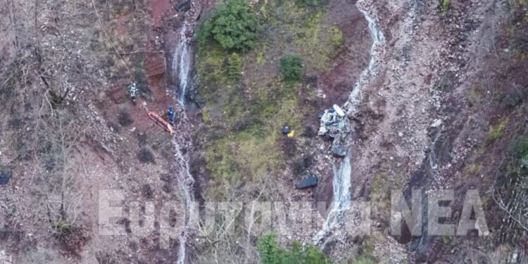 ευρυτανία-ιχ-έπεσε-σε-γκρεμό-300-μέτρων-1544168