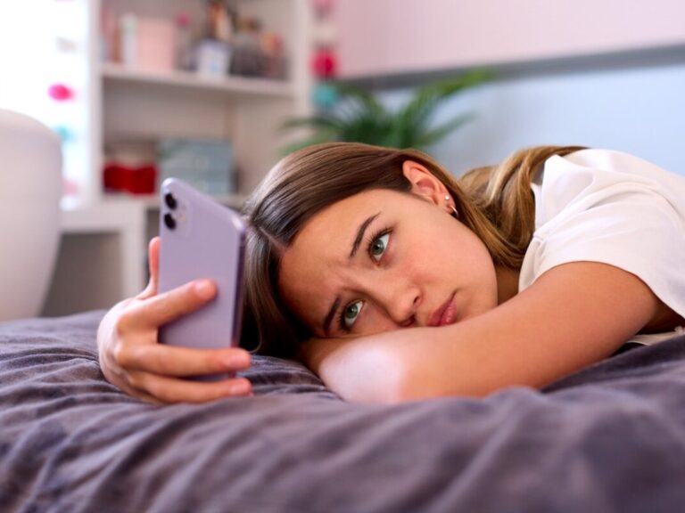 social-media-πώς-ακριβώς-επηρεάζουν-την-ψυχική-1549093