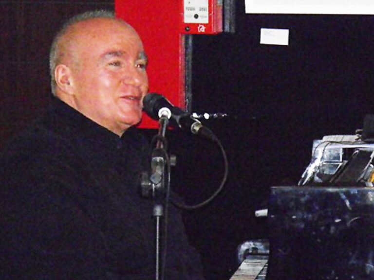 το-κκε-αποχαιρετά-τον-μουσικοσυνθέτη-1548344