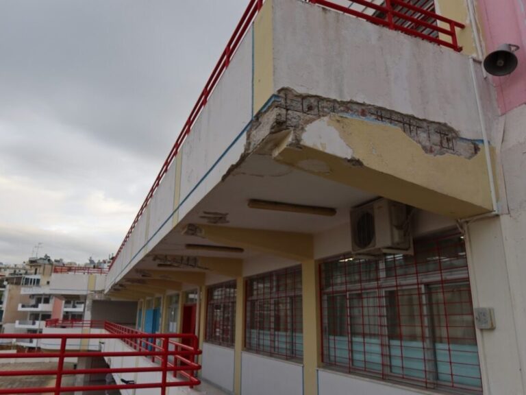 αθήνα-καταγγελία-γονέων-για-φθορές-σ-1548973