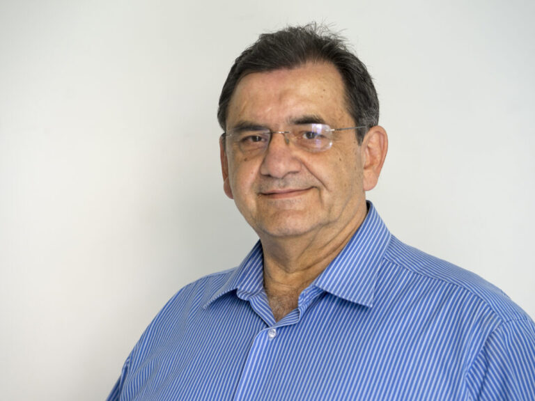 αρχική-1561568