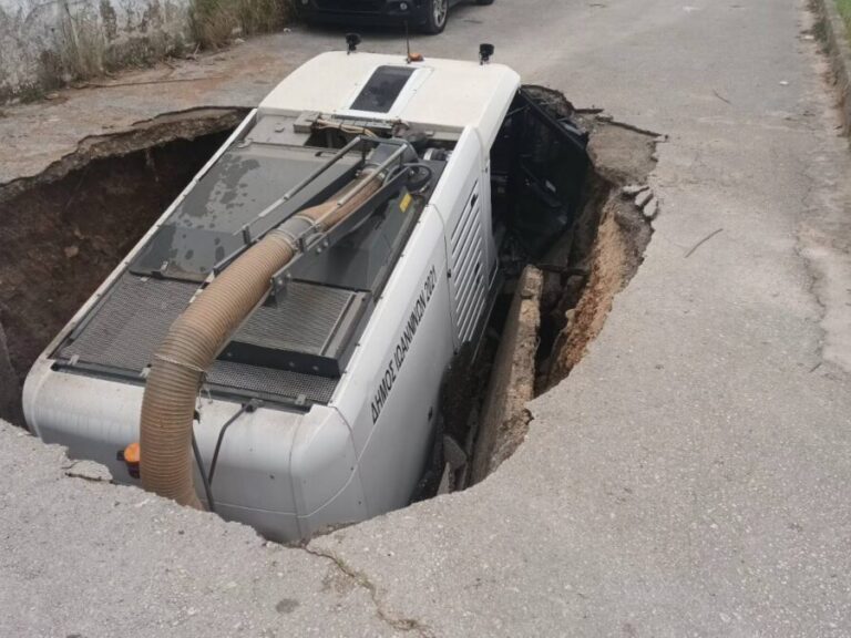 δρόμος-κατάπιε-μηχάνημα-καθαριότη-1553624