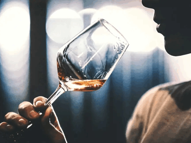 κάνει-καλό-το-ένα-ποτήρι-κρασί-την-ημέρ-1558162