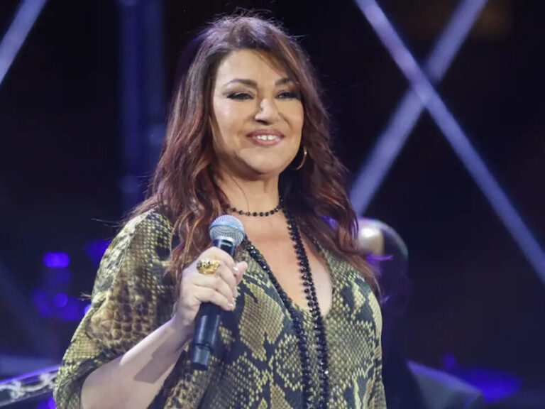 καίτη-γαρμπή-η-απάτη-με-την-θαυματουρ-1557540