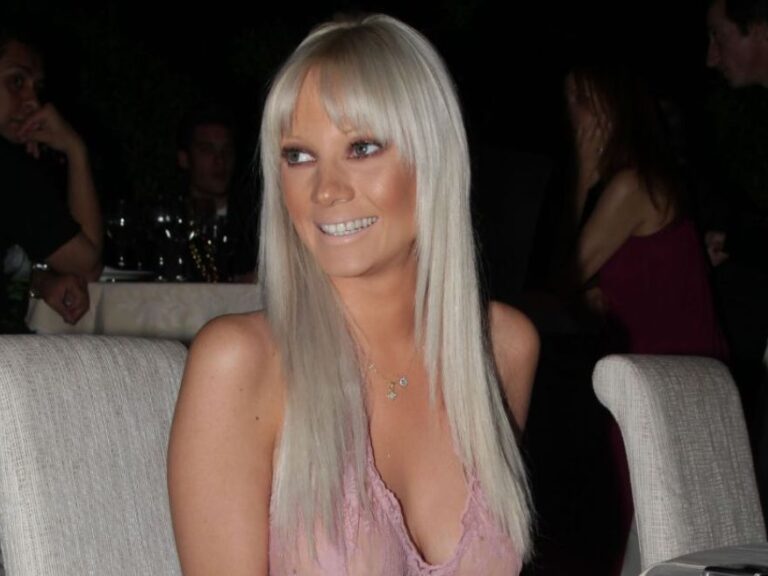 επέστρεψε-στα-social-media-η-τζούλια-αλεξανδράτ-1559756