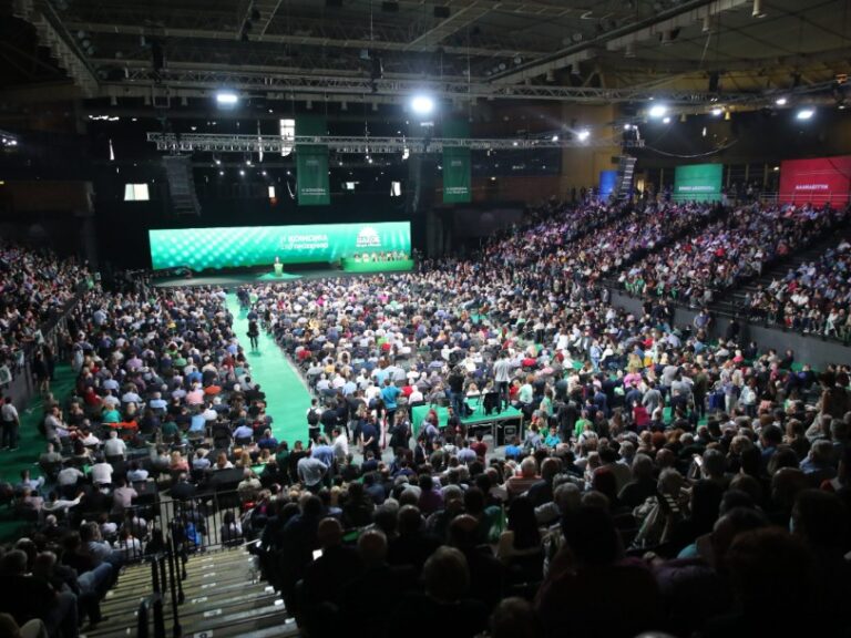 συνέδριο-πασοκ-τι-είπαν-παπανδρέου-βε-1564386