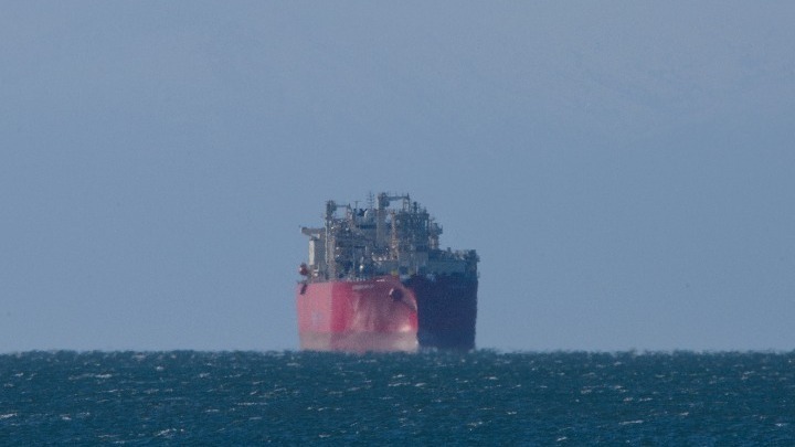 χτυπήθηκε-πλοίο-με-έλληνες-ναυτικούς-1558187