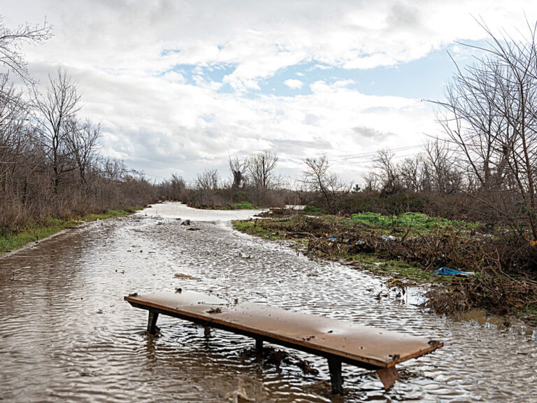 πυρά-πρώην-περιφερειάρχη-κατά-νυν-γ-1552748