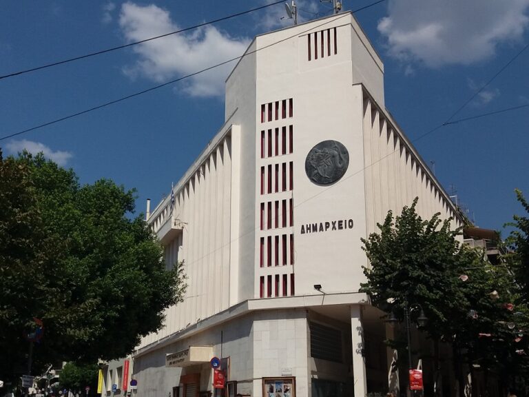 γυναίκα-μηνύει-δήμο-για-την-κατάσταση-1554180