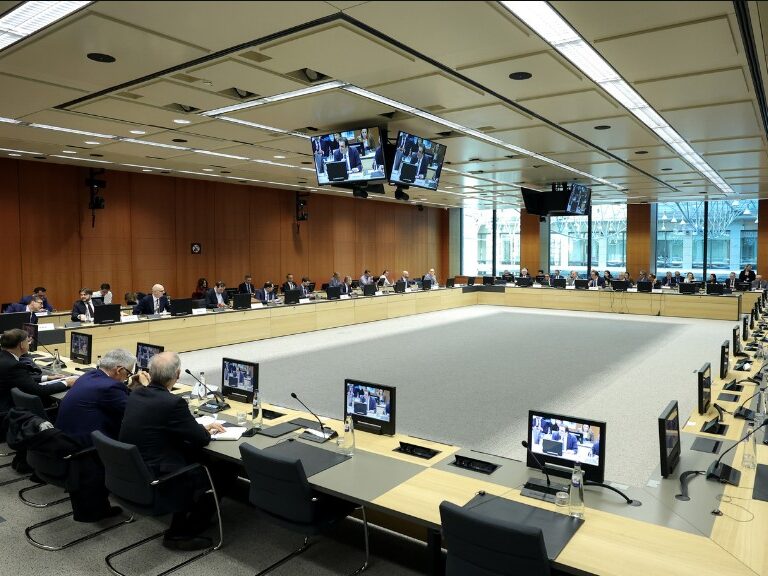 eurogroup-στην-ατζέντα-σήμερα-τα-μέτρα-της-εε-γ-1563681