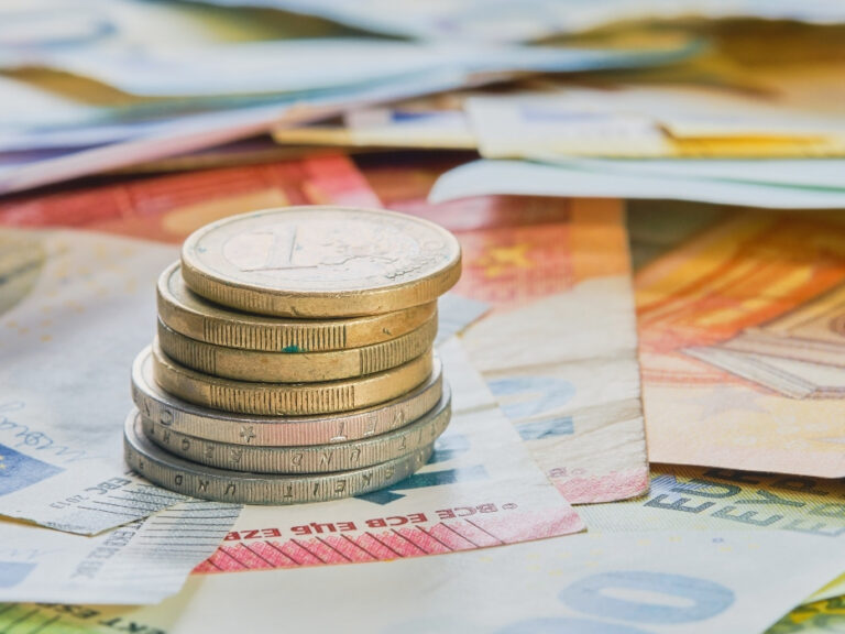 μητσοτάκης-στα-920-ευρώ-ο-κατώτατος-μισθ-1563229