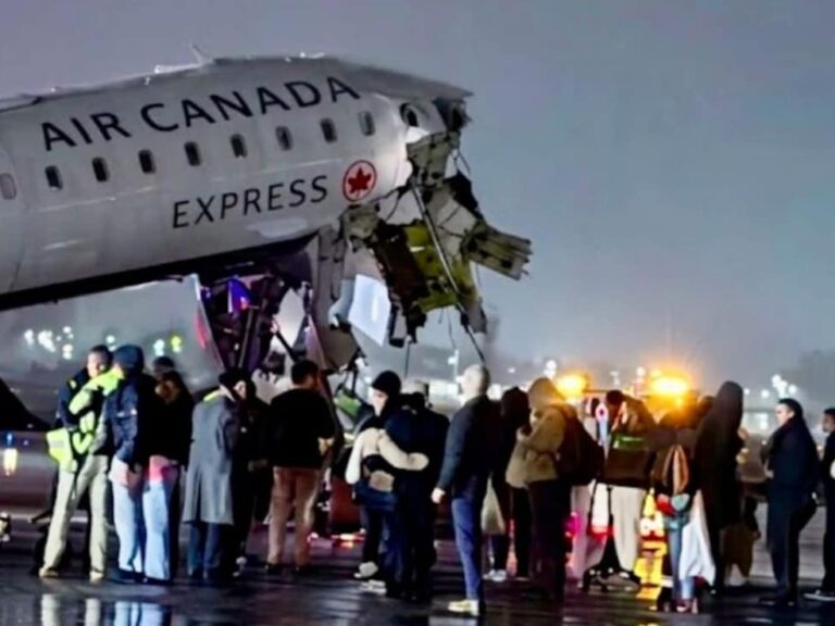 νέα-υόρκη-αεροσκάφος-συγκρούστηκε-με-1561663