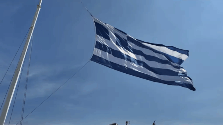 χίος-ύψωσαν-μεγάλη-ελληνική-σημαία-κα-1562932