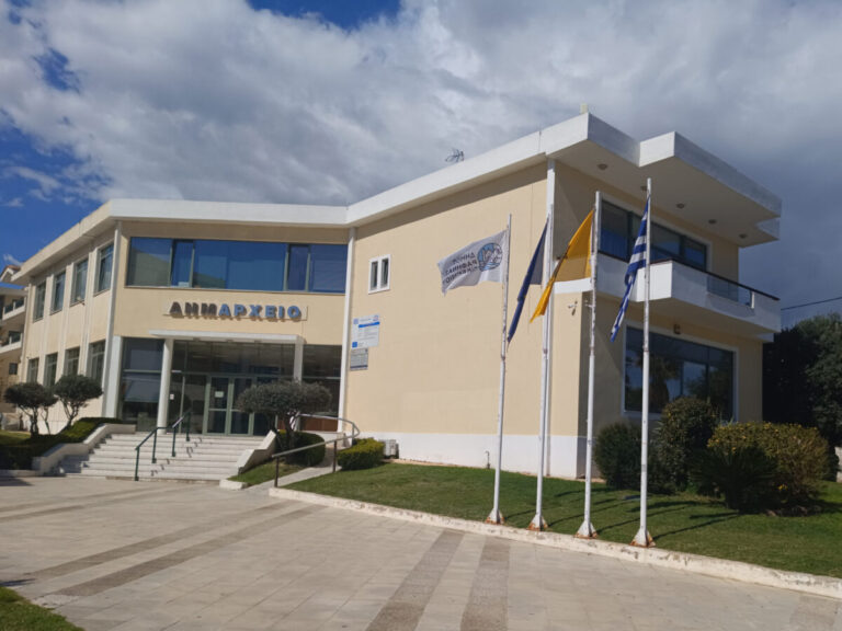 τέως-δημάρχος-σύζυγος-νυν-δημάρχου-μο-1576144