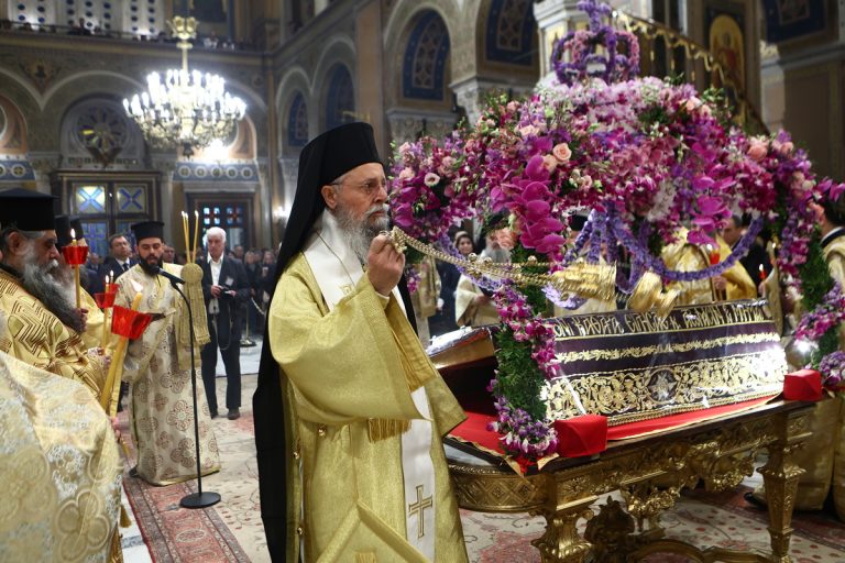 αρχική-1570456