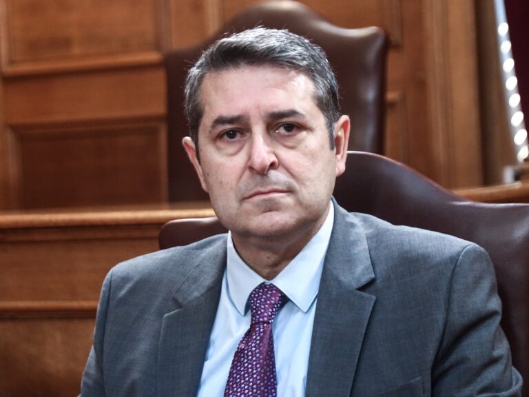 διασωληνωμένος-στη-μεθ-ο-γιώργος-μυλω-1571699