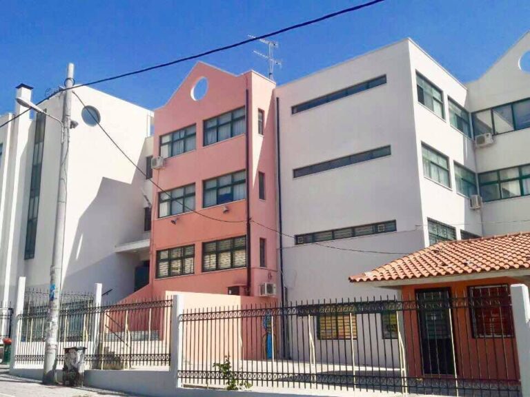 λεηλάτησαν-το-5ο-γυμνάσιο-και-λύκειο-γλ-1571511