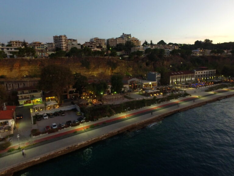 σπρώχνονται-για-δήμαρχοι-χειρούργ-1577416