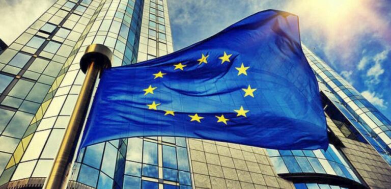 η-κίνα-απειλεί-την-εε-με-αντίμετρα-για-τ-1577164