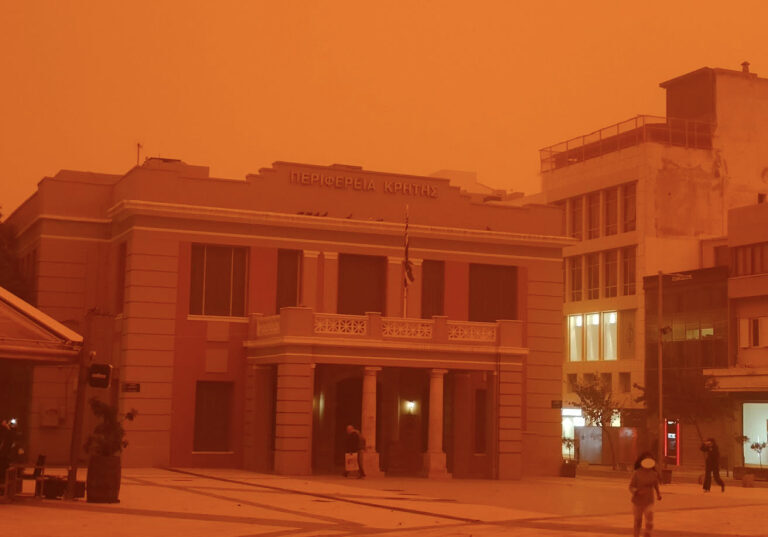 κλείνουν-όλα-τα-σχολεία-της-κρήτης-την-1566122