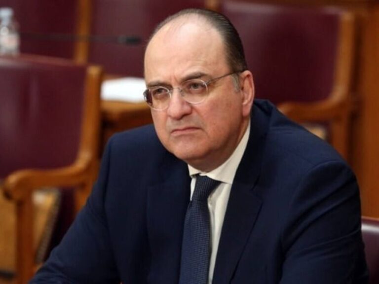 πυρ-ομαδόν-κατά-λαζαρίδη-από-την-αντι-1571369