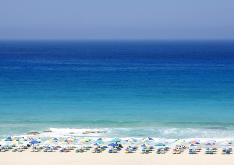 απάτητες-παραλίες-αυξάνεται-ο-αριθμό-1576130