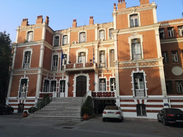 λα-συ-όχι-στην-παράδοση-της-νήσου-διάπο-1567837