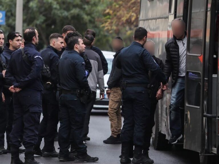 πρώην-αστυνομικός-βουλής-τετράκις-ισ-1573025